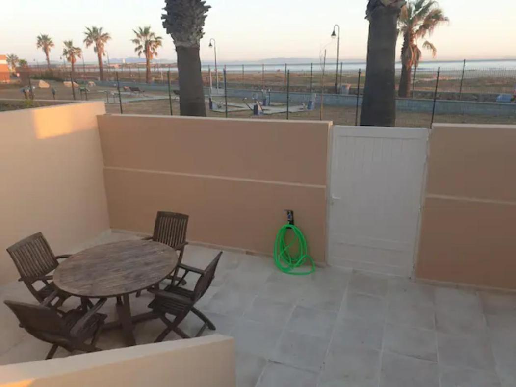 Apartamento En Primera Linea De Playa Tarifa Exterior foto